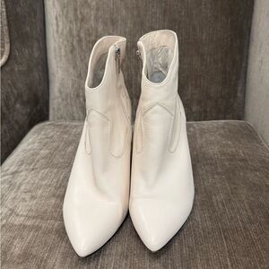 Vince Camuto Elegant White Ankle Boots